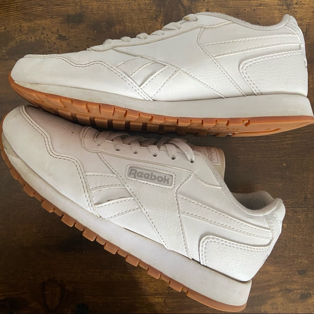 Reebok Sneakers